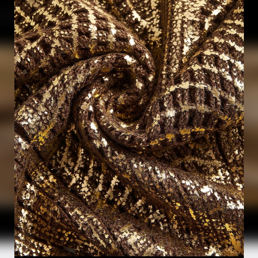 Elegant Knotted Crochet Lace Overlay Embroidered Golden Foil A-Line Skirt - Picture 9 of 12